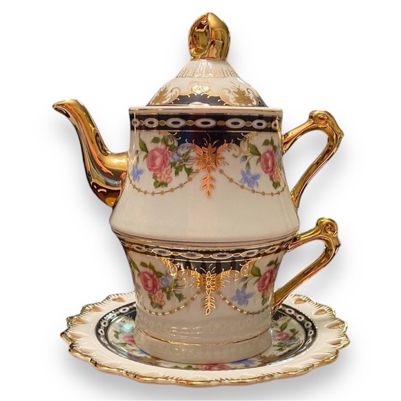 Vintage Sorelle Hand-Painted Porcelain Tea-Cup and Pot Set 1960s (Boxed) - Picture 2 of 13